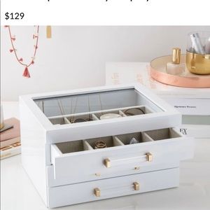 William Sonoma Elle Lacquer Jewelry Display Box